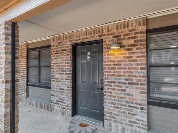 1421 S 12th Street , Unit 103, Waco, TX 76706