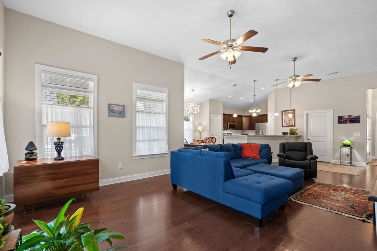 269 Coachman Dr. Photo 14