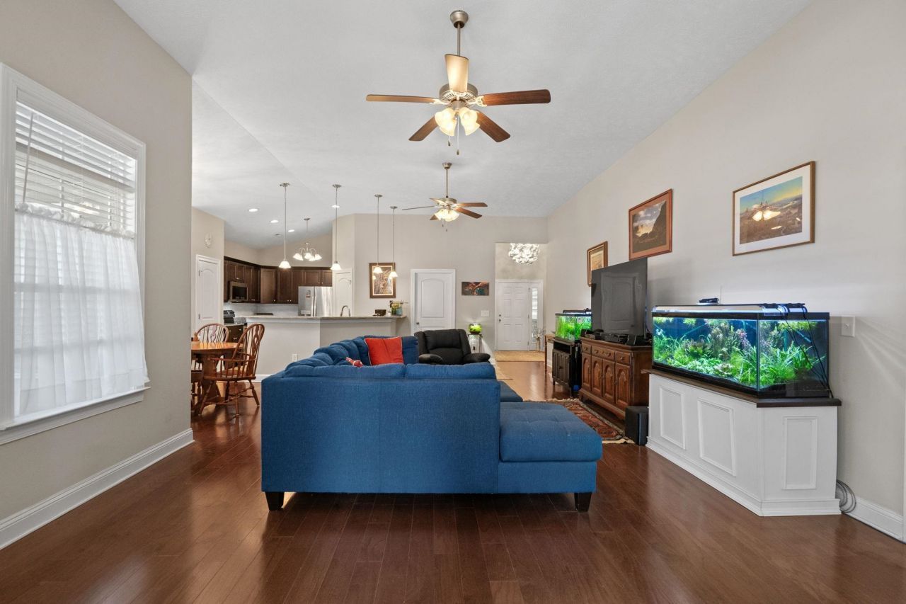 269 Coachman Dr. Photo 15