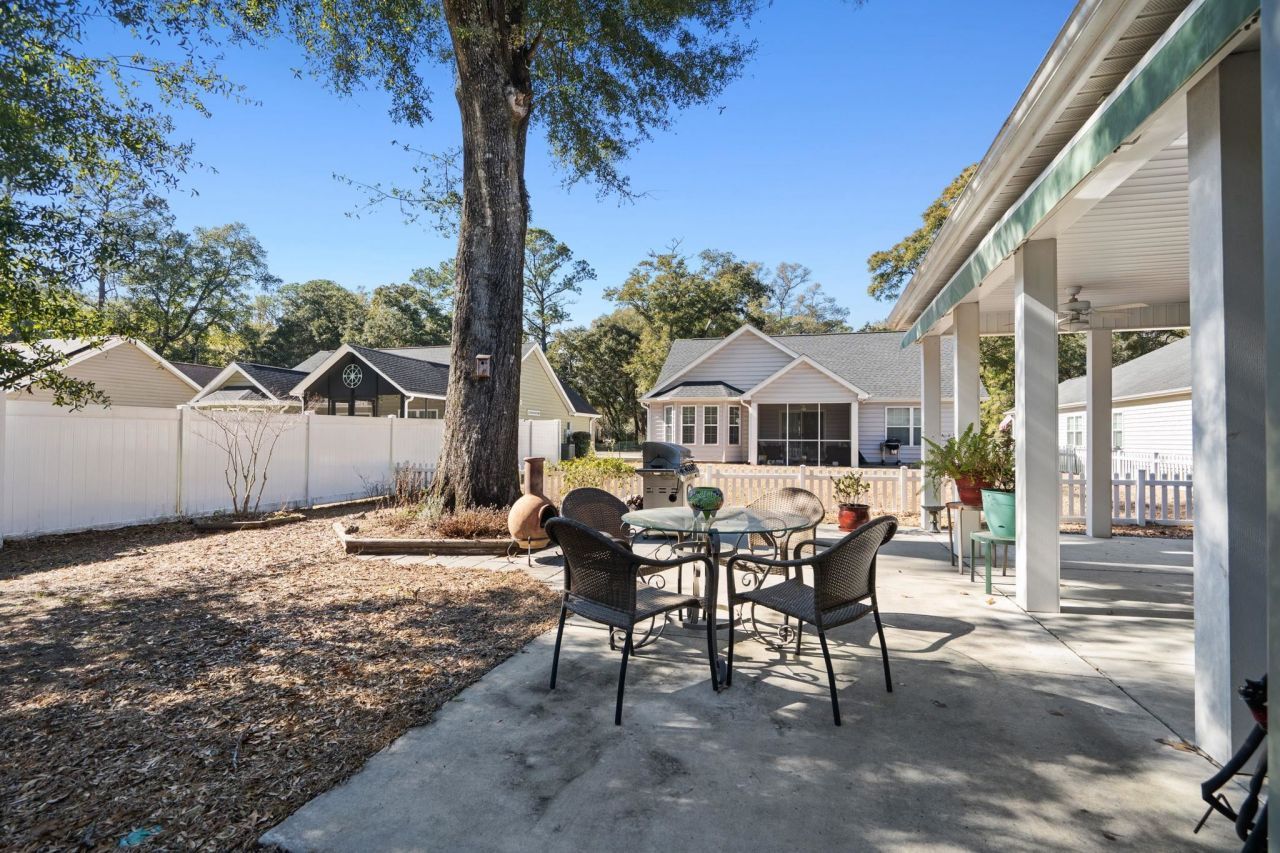 269 Coachman Dr. Photo 32