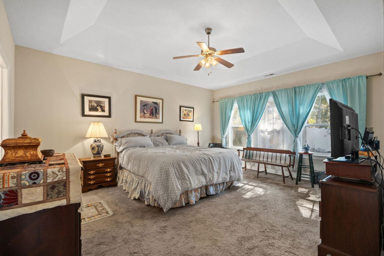 269 Coachman Dr. Photo 5