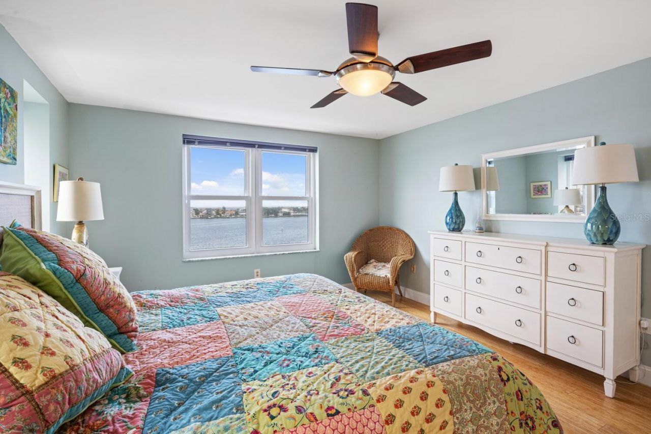 5200 Brittany Drive S, Unit 602, Saint Petersburg, FL 33715 Photo