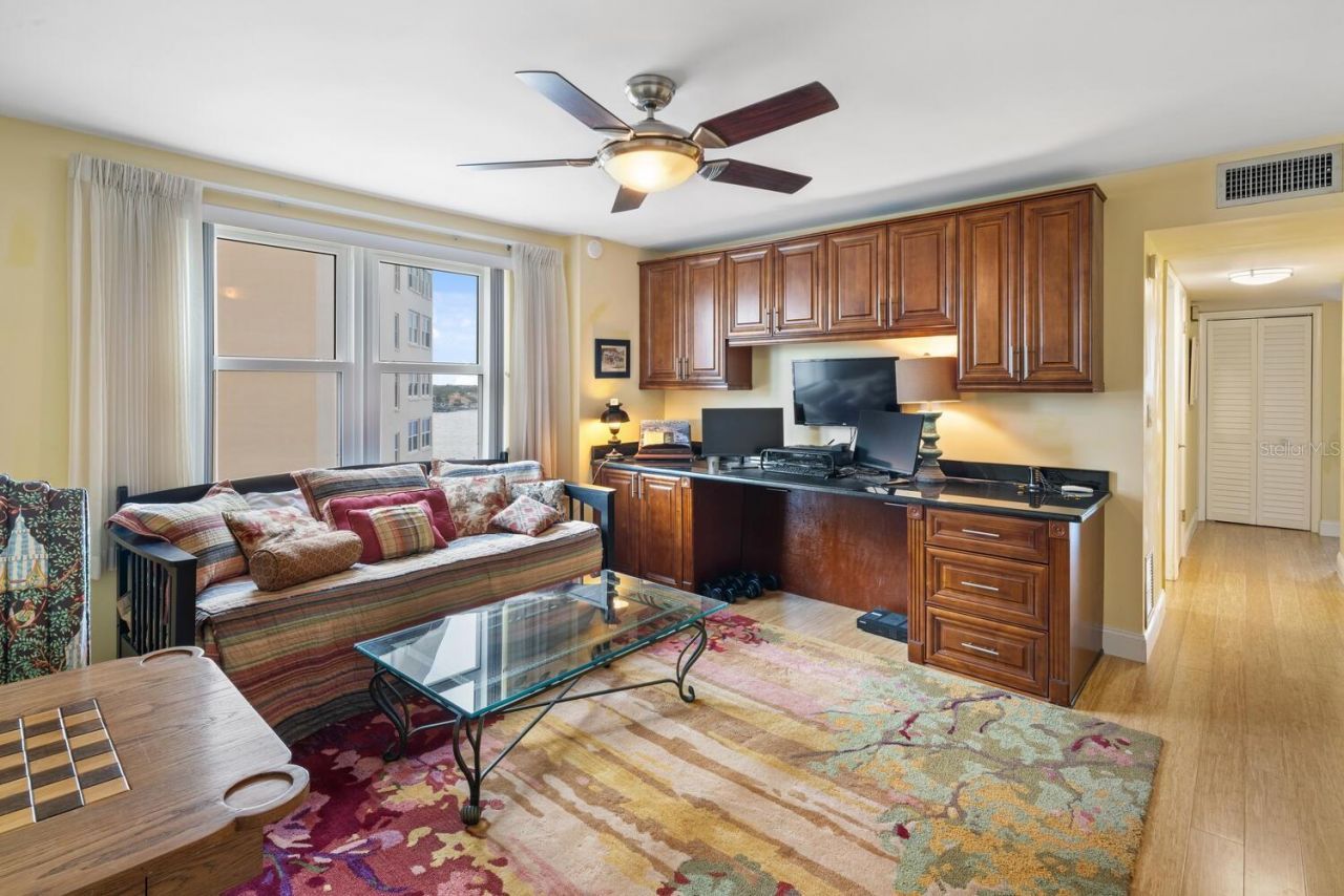 5200 Brittany Drive S, Unit 602, Saint Petersburg, FL 33715 Photo