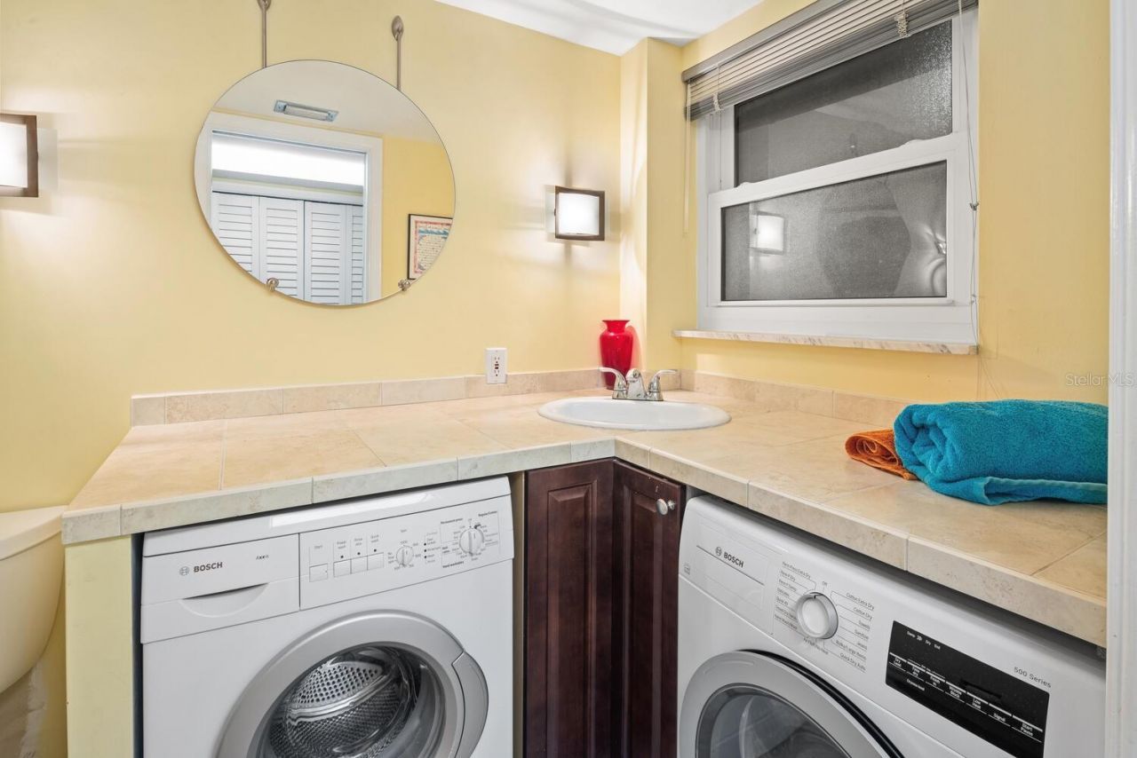 5200 Brittany Drive S, Unit 602, Saint Petersburg, FL 33715 Photo