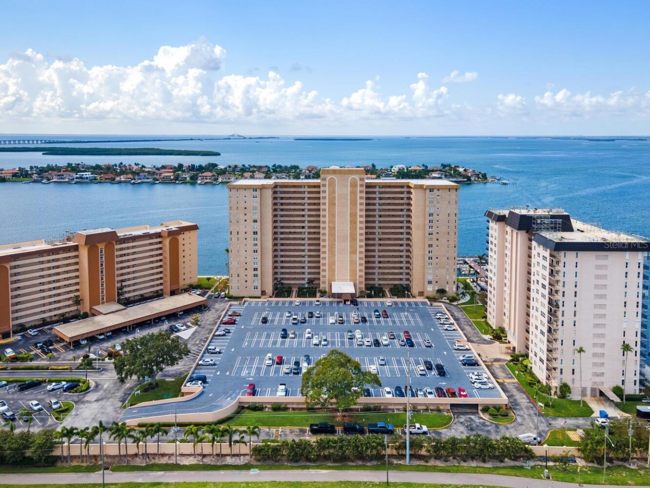 5200 Brittany Drive S, Unit 602, Saint Petersburg, FL 33715 Photo