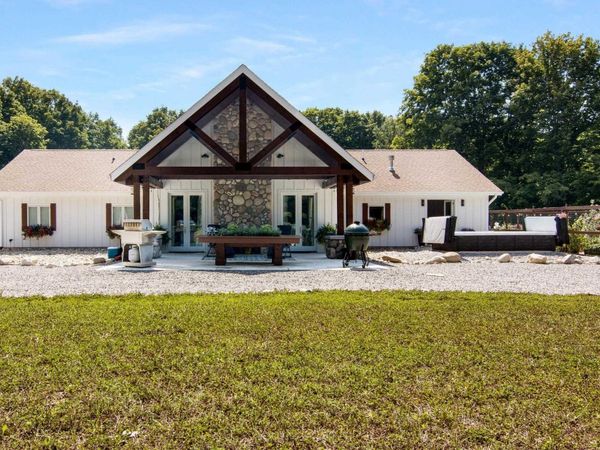 8986 Alden Meadows, Alden, MI 00000