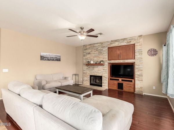 8274 S STEPHANIE Lane, Tempe, AZ 85284