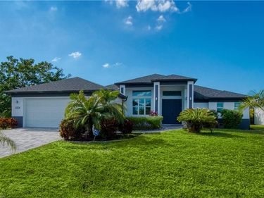 1824 SW 23rd CT, CAPE CORAL, FL 33991