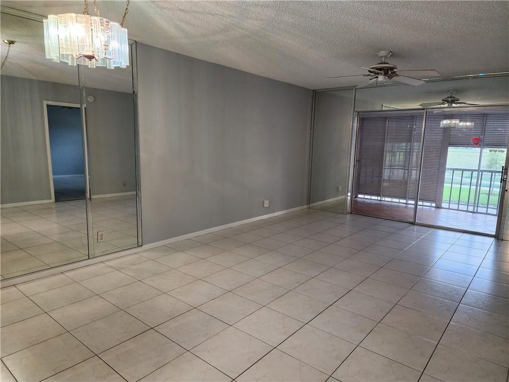 1005 Country Club Drive, Unit 207, Margate, FL 33063 Photo