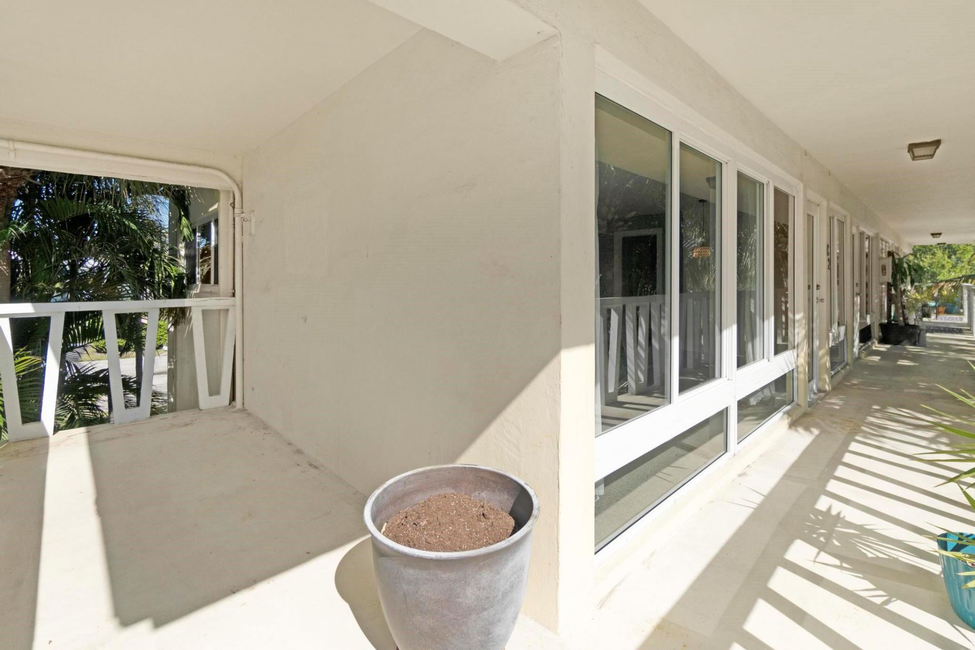 2755 NE 28th Ave, Unit C2, Lighthouse Point, FL 33064 Photo