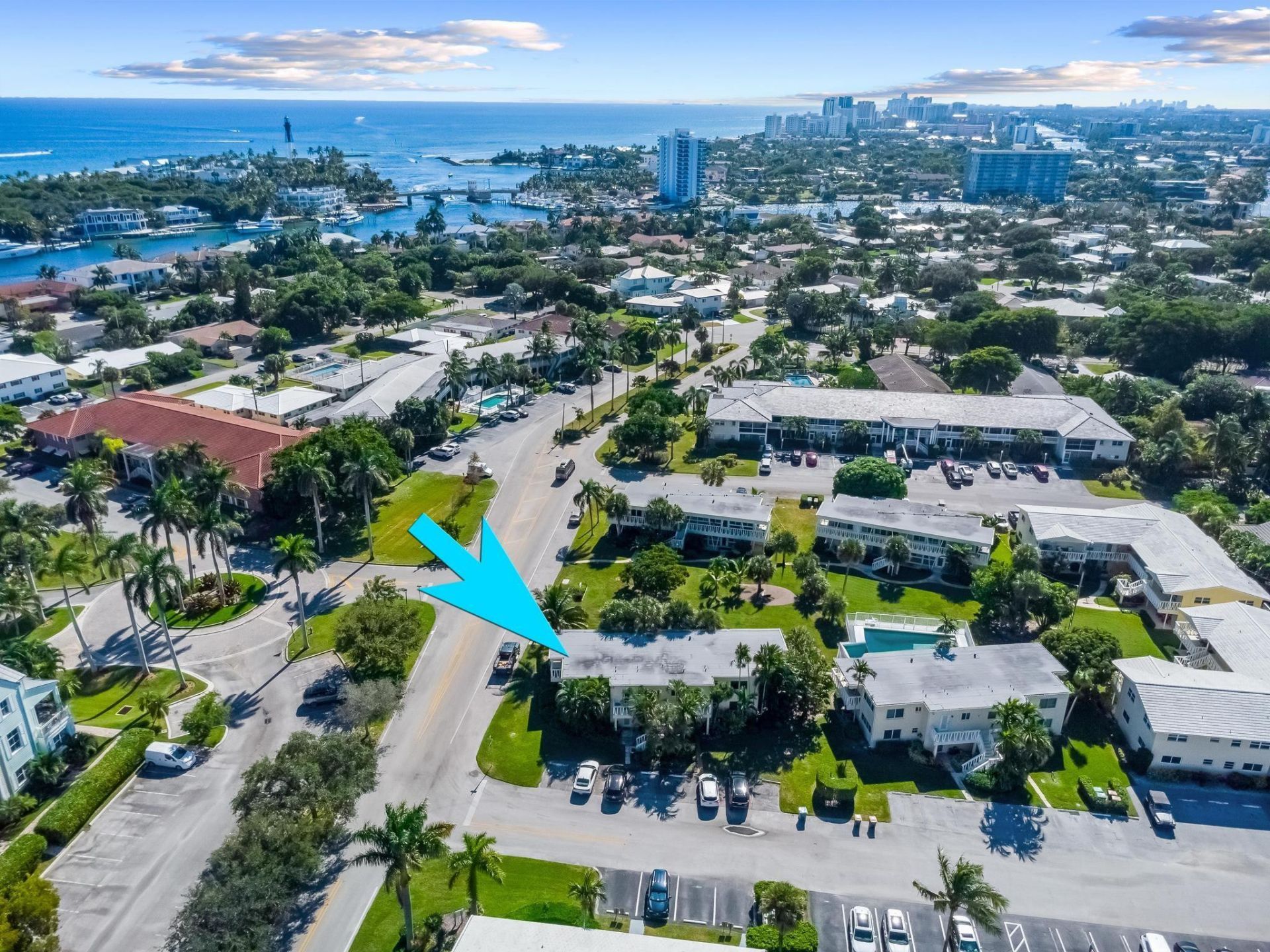 2755 NE 28th Ave, Unit C2, Lighthouse Point, FL 33064 Photo