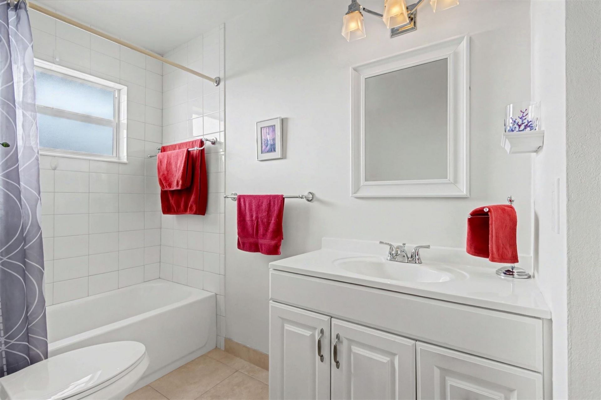 500 NE 14th Avenue, Unit 405, Hallandale Beach, FL 33009 Photo