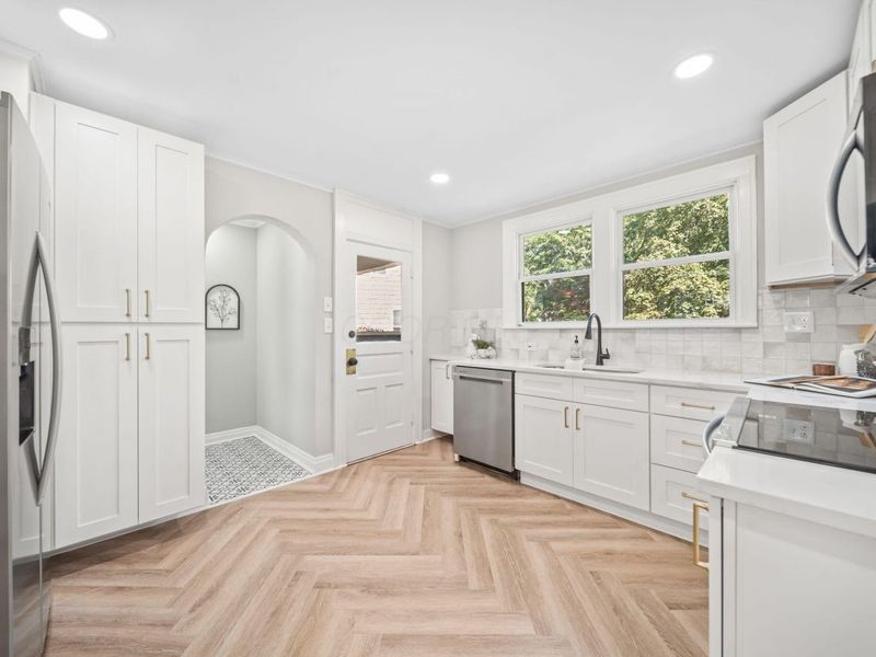 374 Acton Road, Columbus, OH 43214 Photo 20