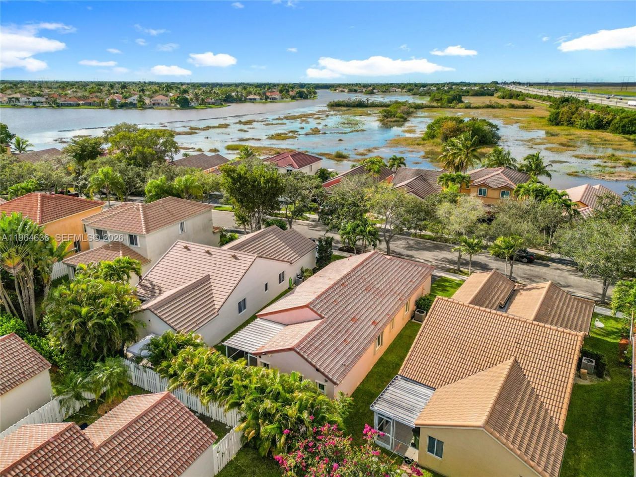 1536 Presidio Dr, Weston, FL 33327 Photo