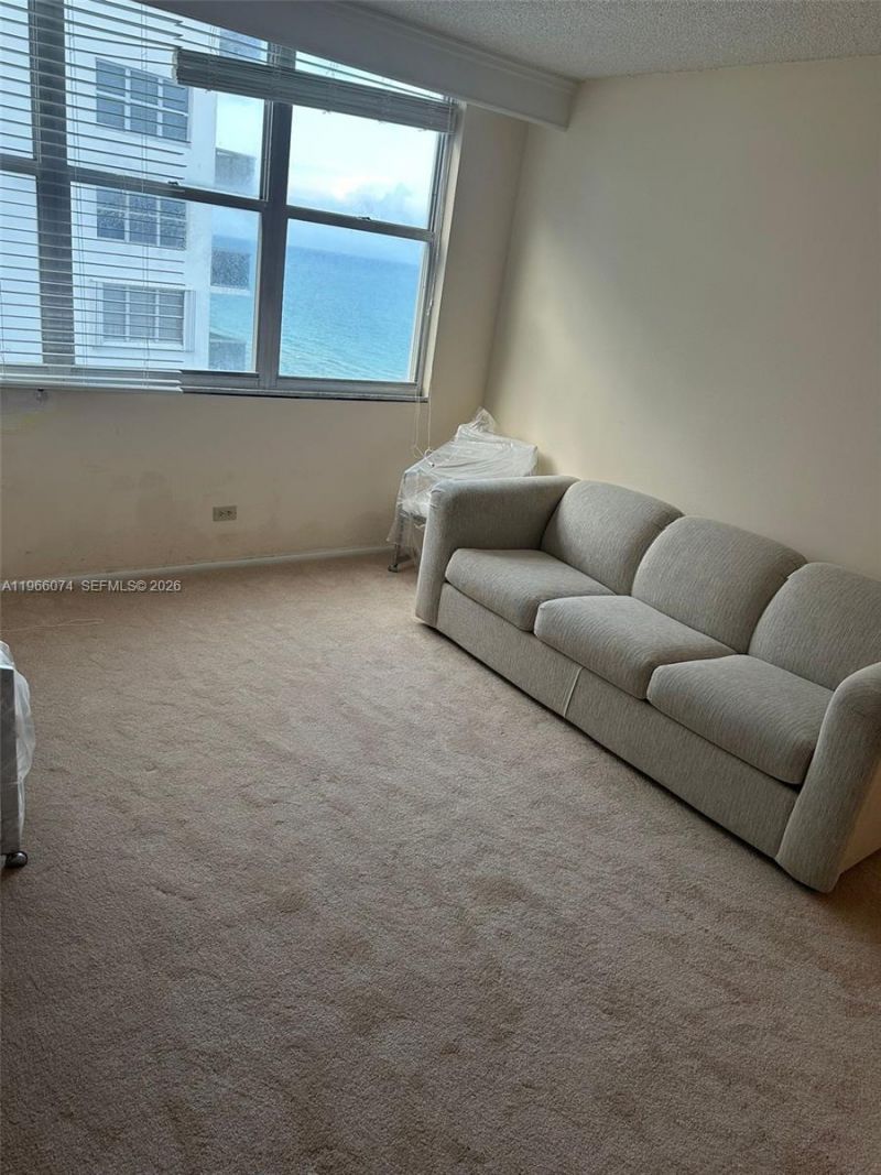 6039 Collins Ave, Unit 1625, Miami Beach, FL 33140 Photo