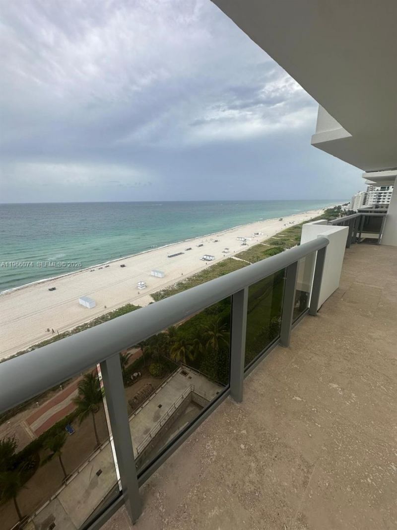 6039 Collins Ave, Unit 1625, Miami Beach, FL 33140 Photo