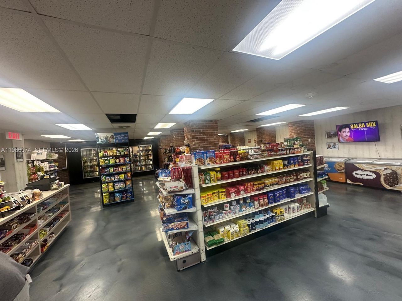 6039 Collins Ave, Unit 1625, Miami Beach, FL 33140 Photo