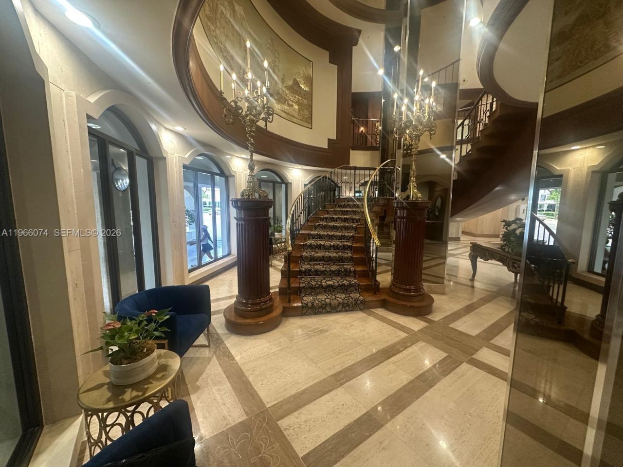 6039 Collins Ave, Unit 1625, Miami Beach, FL 33140 Photo