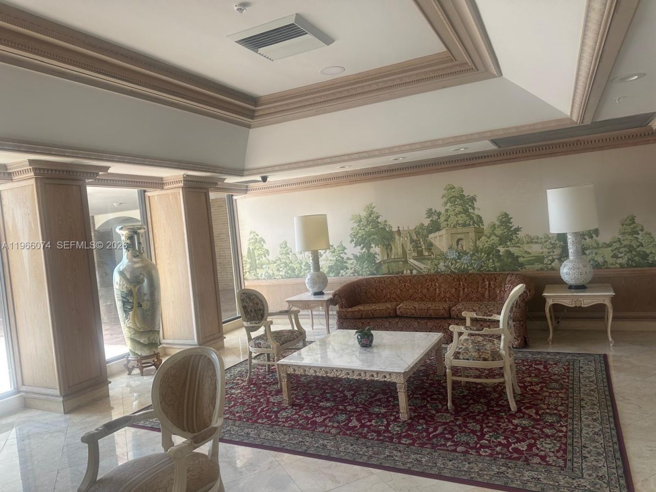 6039 Collins Ave, Unit 1625, Miami Beach, FL 33140 Photo