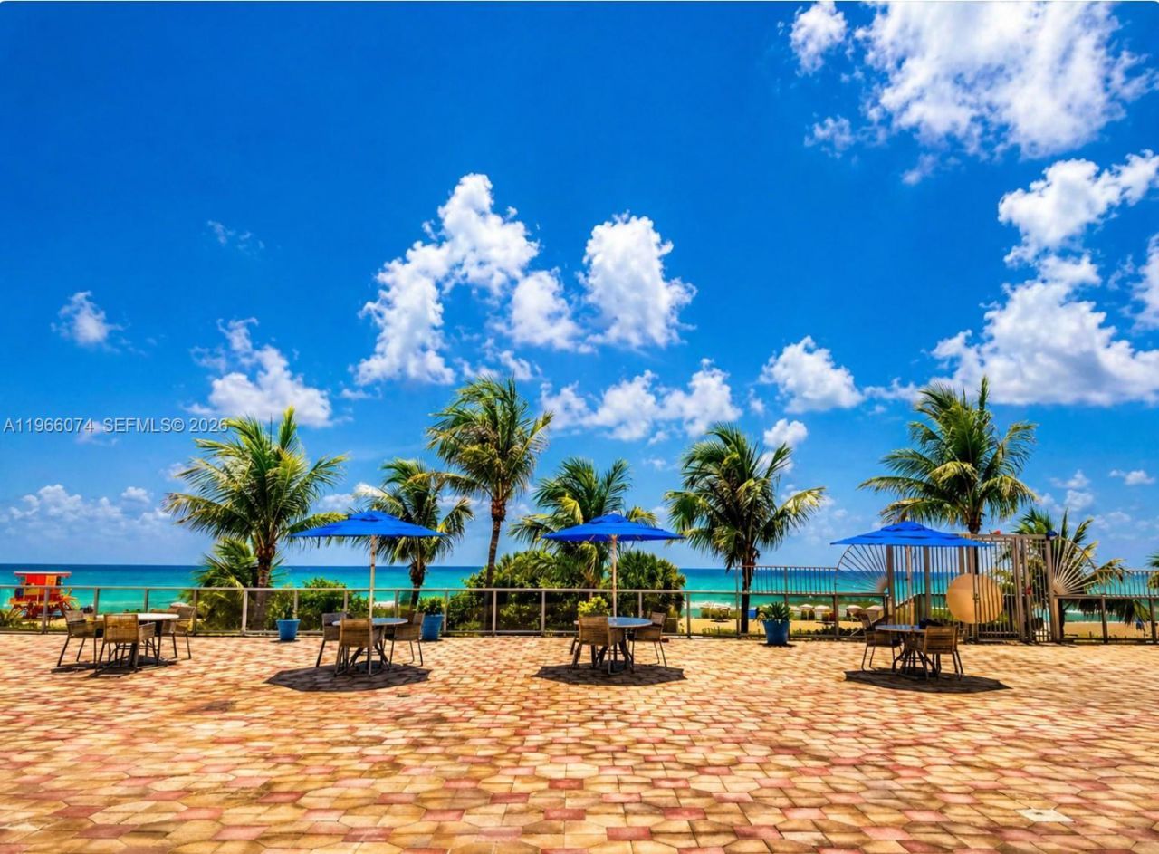 6039 Collins Ave, Unit 1625, Miami Beach, FL 33140 Photo