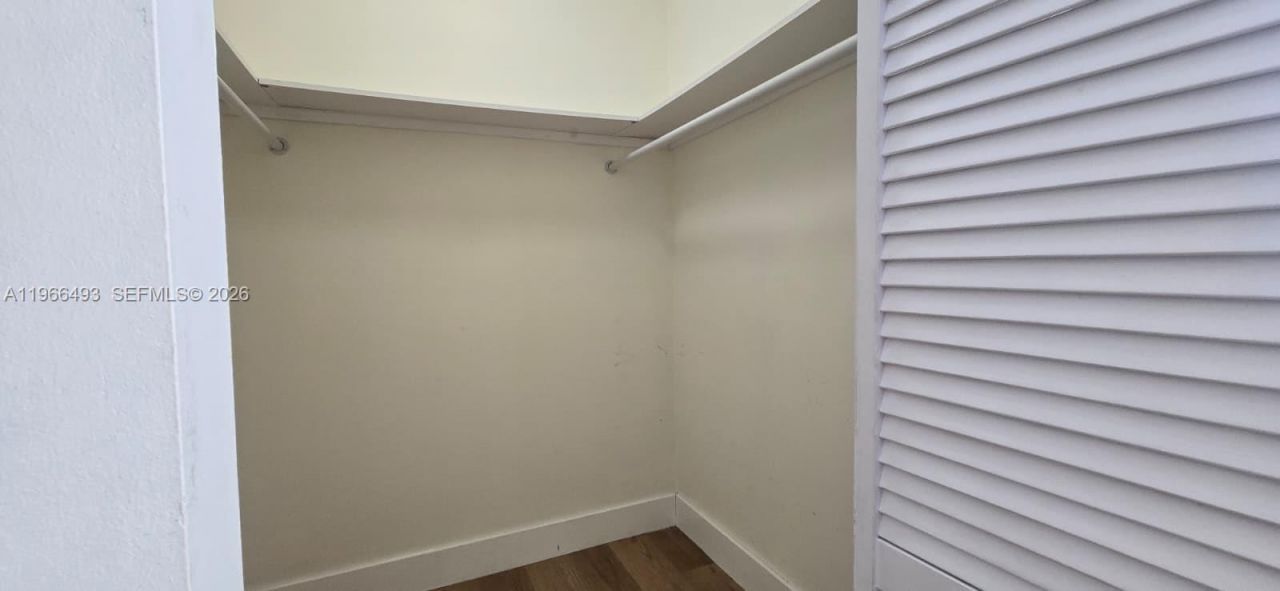 10221 Fontainebleau Blvd, Unit 203, Miami, FL 33172 Photo