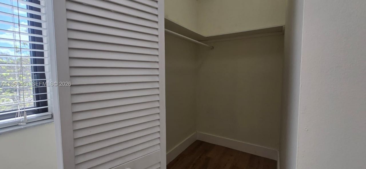 10221 Fontainebleau Blvd, Unit 203, Miami, FL 33172 Photo