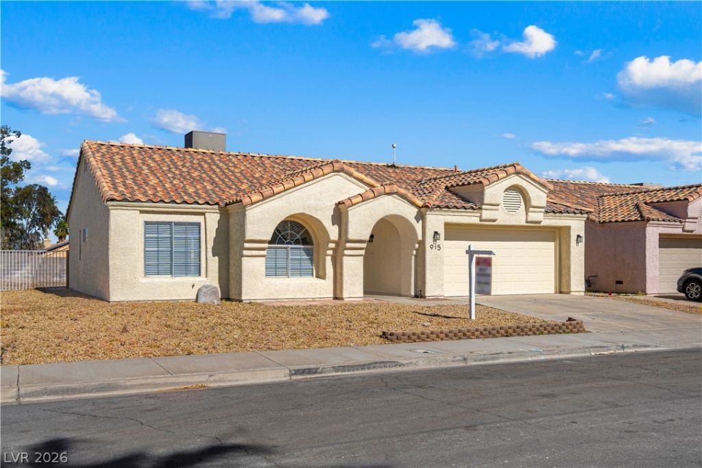 915 High Plains Drive, Henderson, NV 89002 Main Photo