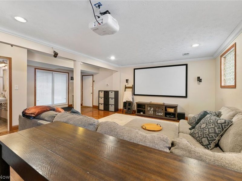 8460 Crystal, Boardman, OH 44512 Photo 10