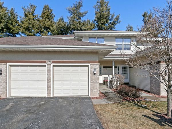 694 CLARDELL Drive, Sun Prairie, WI 53590
