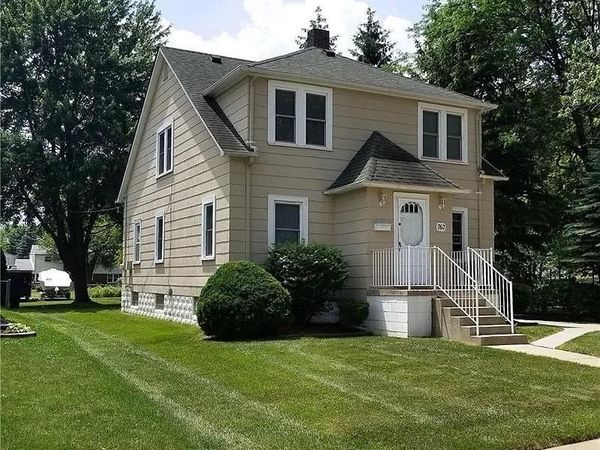 767 Riverbank #4 Street, Wyandotte, MI 48192