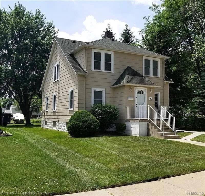 767 Riverbank #2 Street, Wyandotte, MI 48192 Main Photo