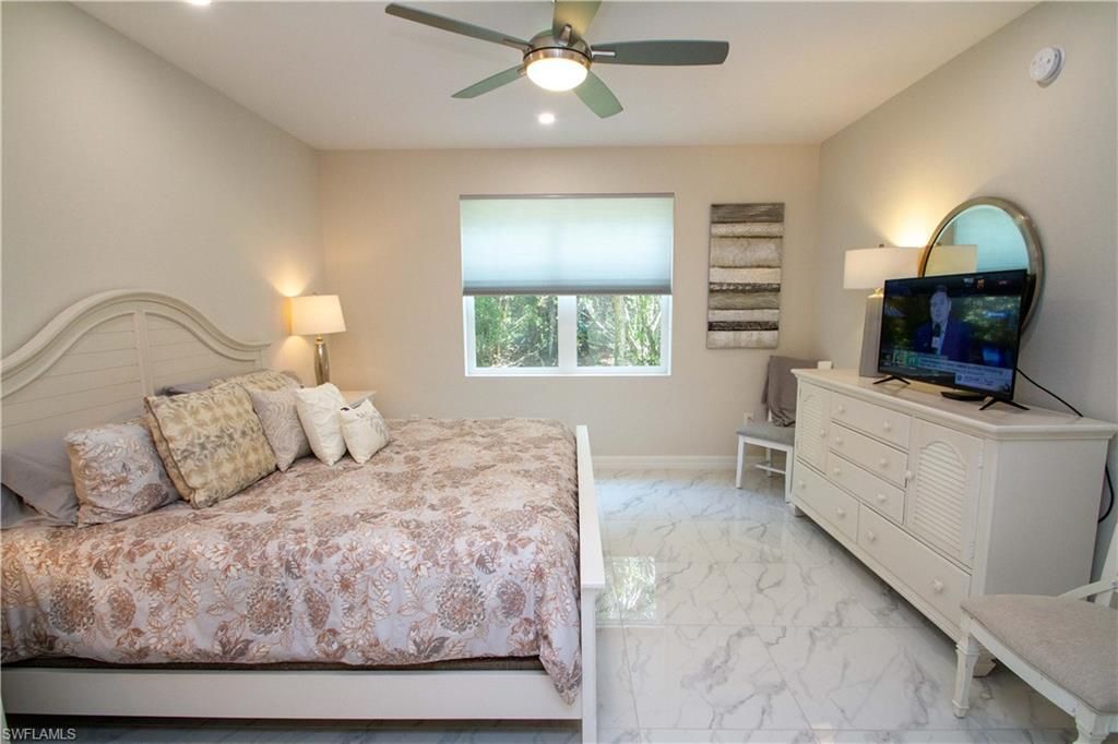244 Indies Dr E, Unit 101, Naples, FL 34114 Photo