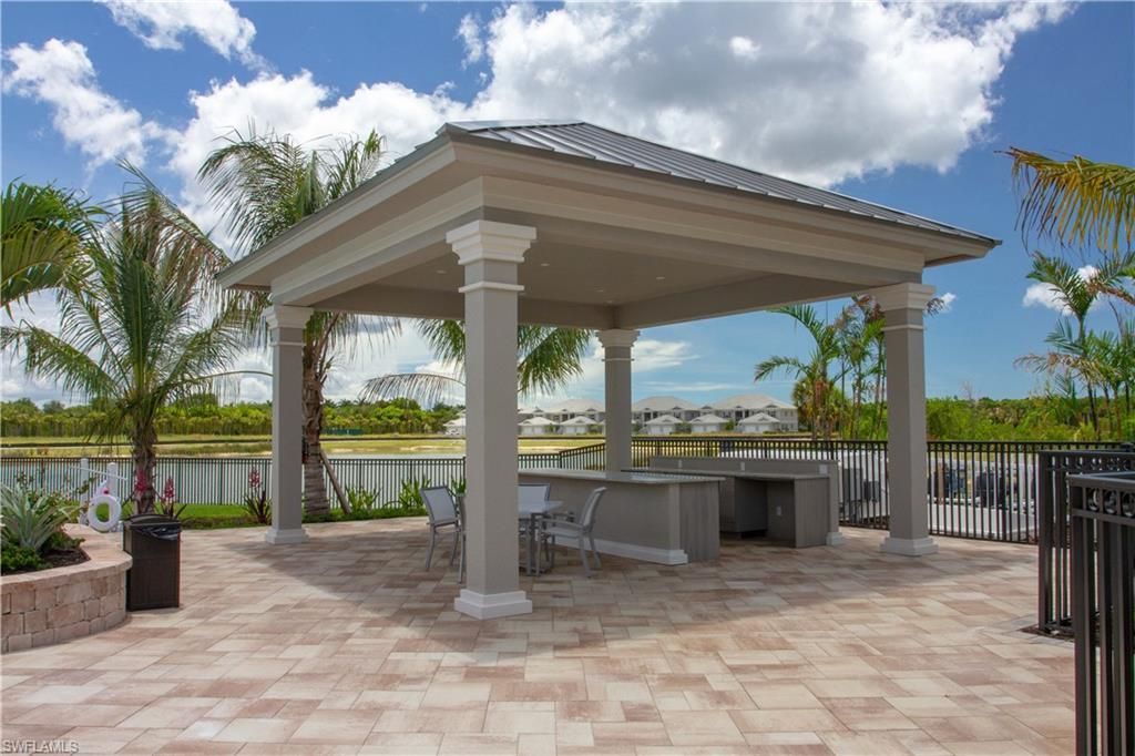 244 Indies Dr E, Unit 101, Naples, FL 34114 Photo