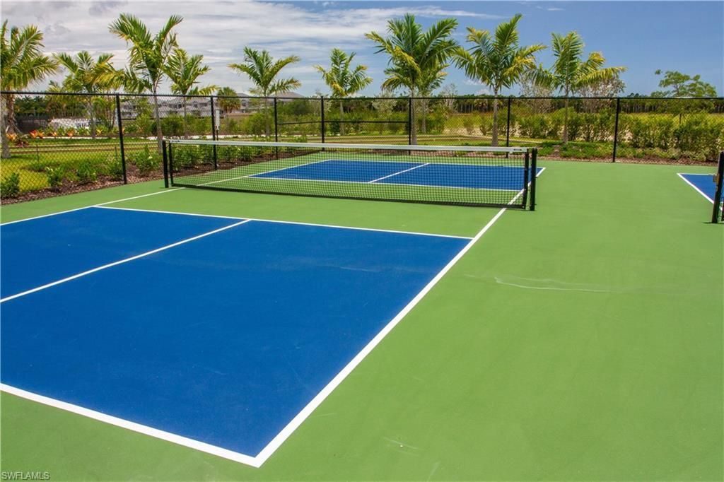 244 Indies Dr E, Unit 101, Naples, FL 34114 Photo