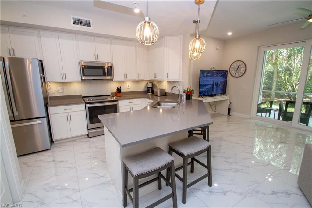 244 Indies Dr E, Unit 101, Naples, FL 34114 Photo