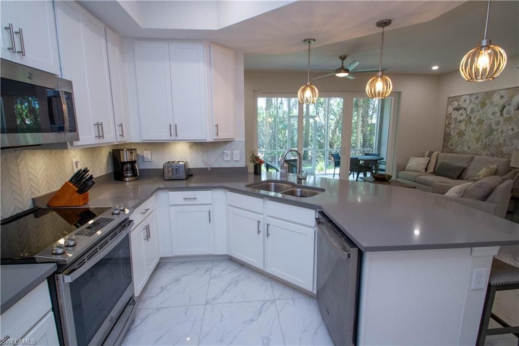 244 Indies Dr E, Unit 101, Naples, FL 34114 Photo