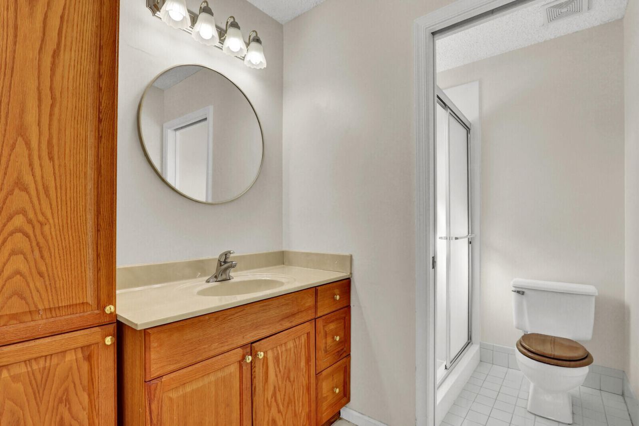 105 Sunflower Circle, Royal Palm Beach, FL 33411 Photo