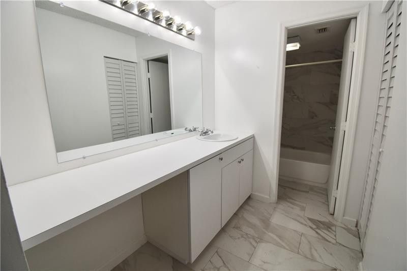 7500 NW 1st Court, Unit 207, Plantation, FL 33317 Photo