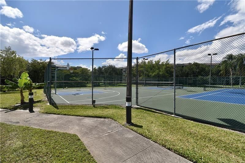 7500 NW 1st Court, Unit 207, Plantation, FL 33317 Photo