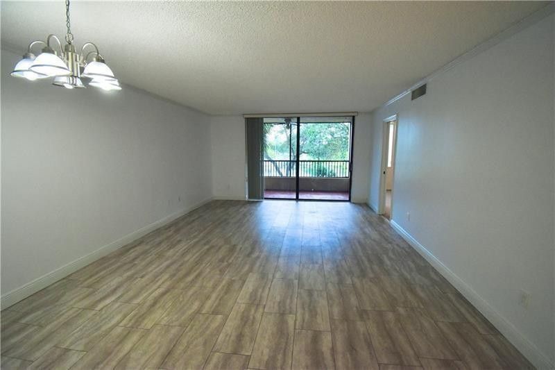 7500 NW 1st Court, Unit 207, Plantation, FL 33317 Photo