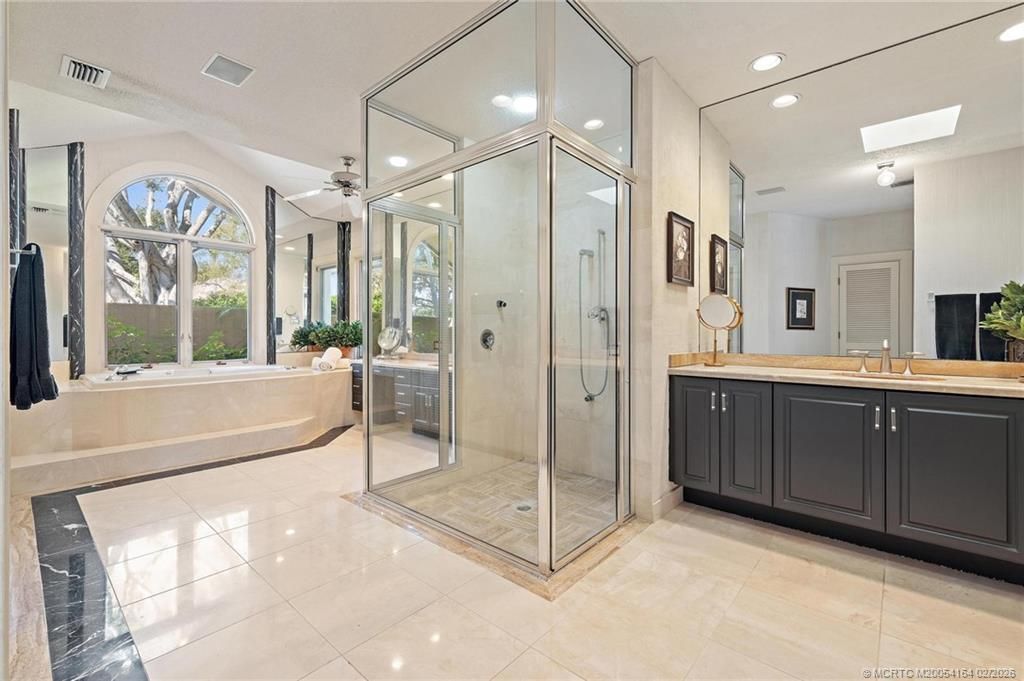 6481 SE Winged Foot Drive, Stuart, FL 34997 Photo