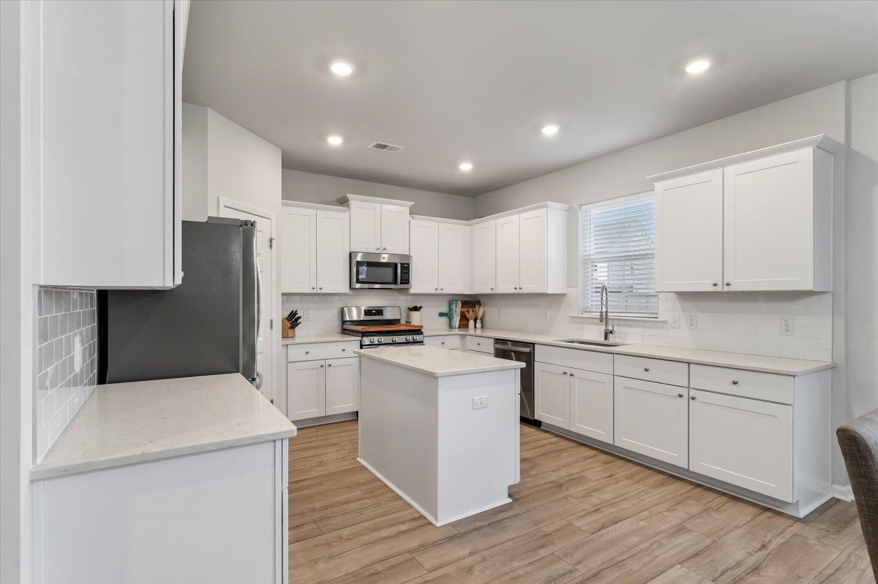 2069 Nola Run Photo 24