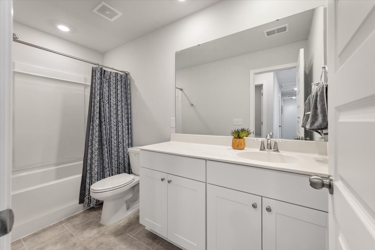 2069 Nola Run Photo 55