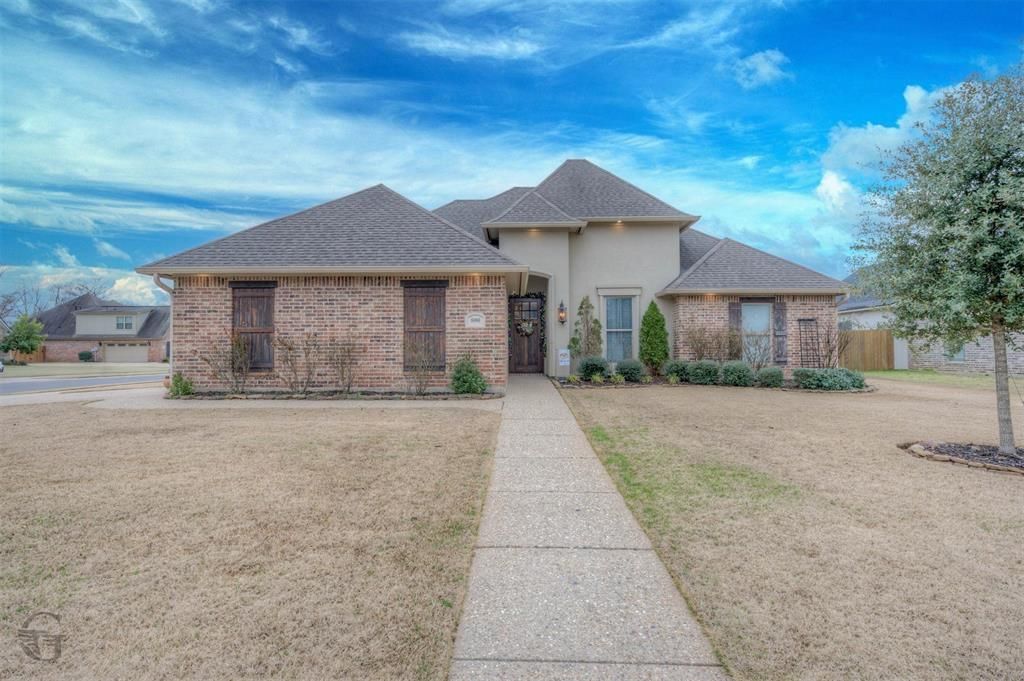 800 Durango Drive, Bossier City, LA 71111 Main Photo