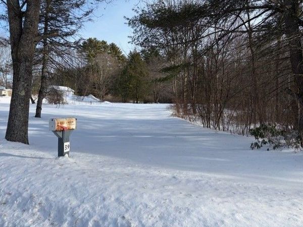 39 Highland Ave, Templeton, MA 01436