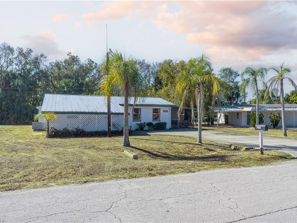 3732 Richard RD, NORTH FORT MYERS, FL 33903