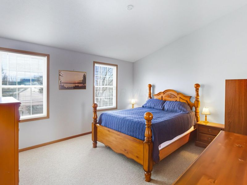 81 W Fieldstone, Etna, OH 43062 Photo 12