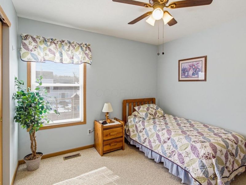 81 W Fieldstone, Etna, OH 43062 Photo 16