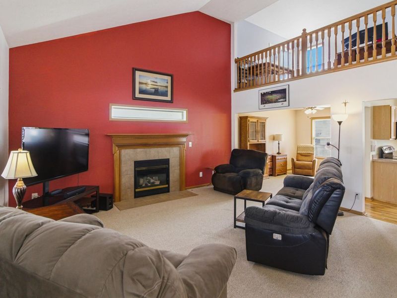 81 W Fieldstone, Etna, OH 43062 Photo 2