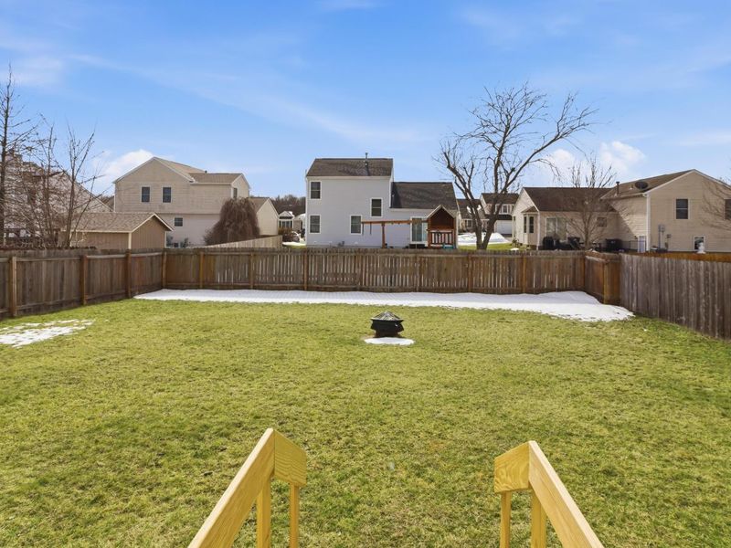 81 W Fieldstone, Etna, OH 43062 Photo 24